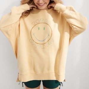NWOT Aerie The Happiest Oversized Smiley Crew Sweatshirt Size S Cozy Yel…